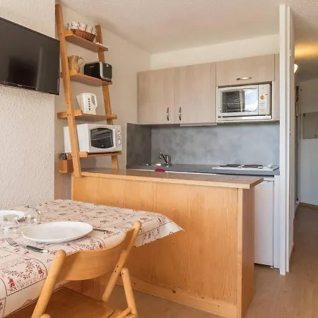 Apartment Cosy Au Pour 4 Avec Balcon, Parking Et Wifi A - Fr-1-330d-95 Montgenevre